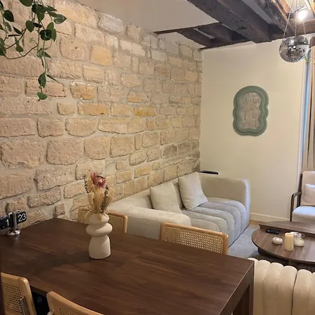 Cosy In Le Marais !